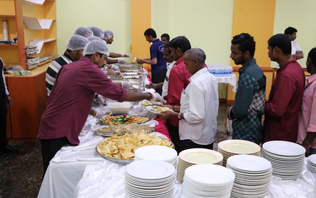 Lunch with Employees 3